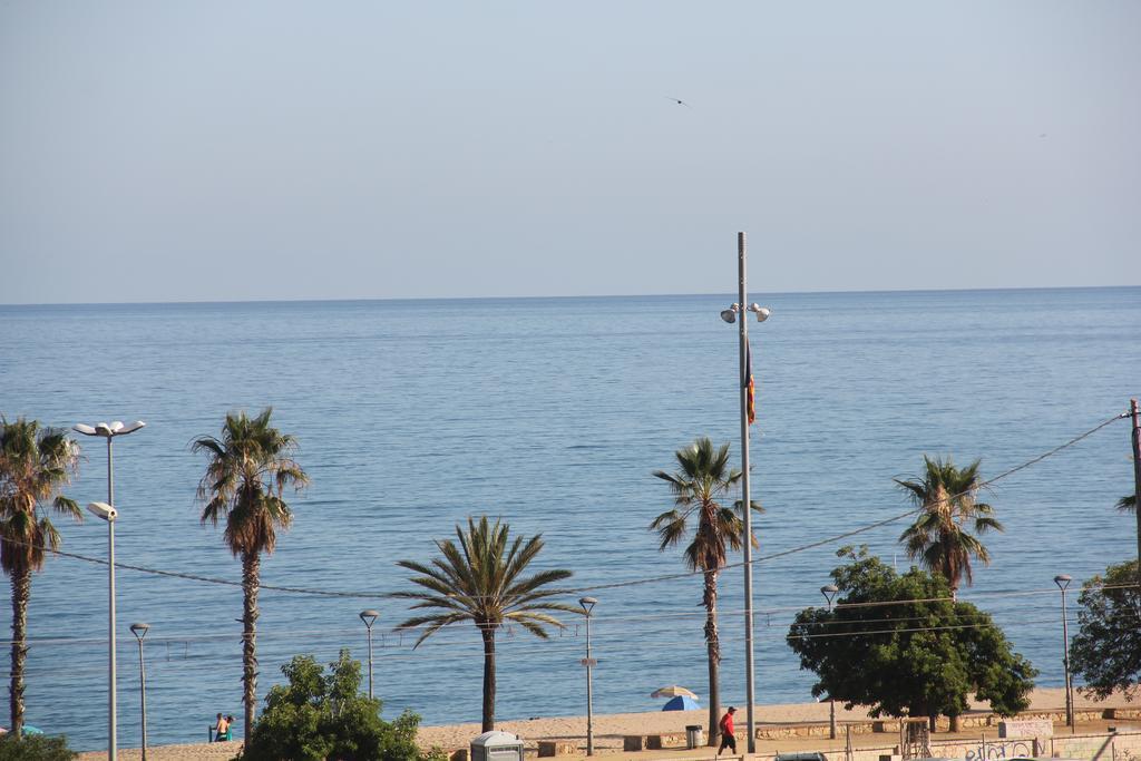 Apartment Beach Front Canet Canet De Mar Esterno foto