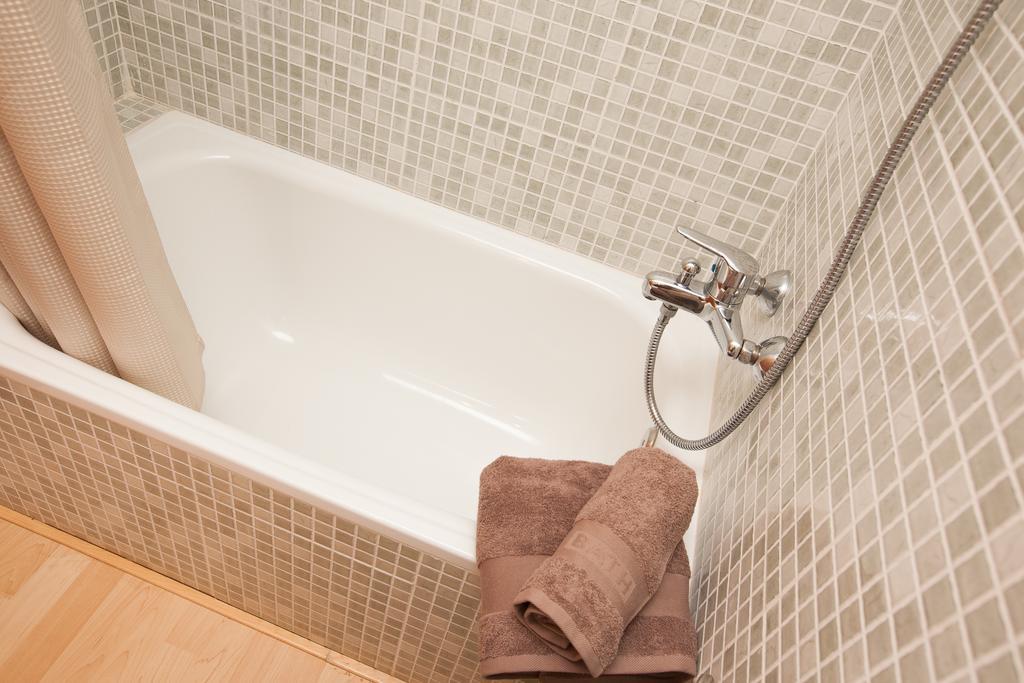 Apartment Beach Front Canet Canet De Mar Esterno foto