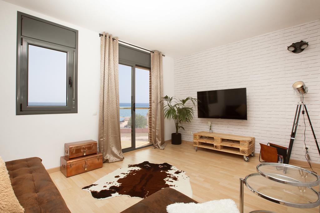 Apartment Beach Front Canet Canet De Mar Esterno foto